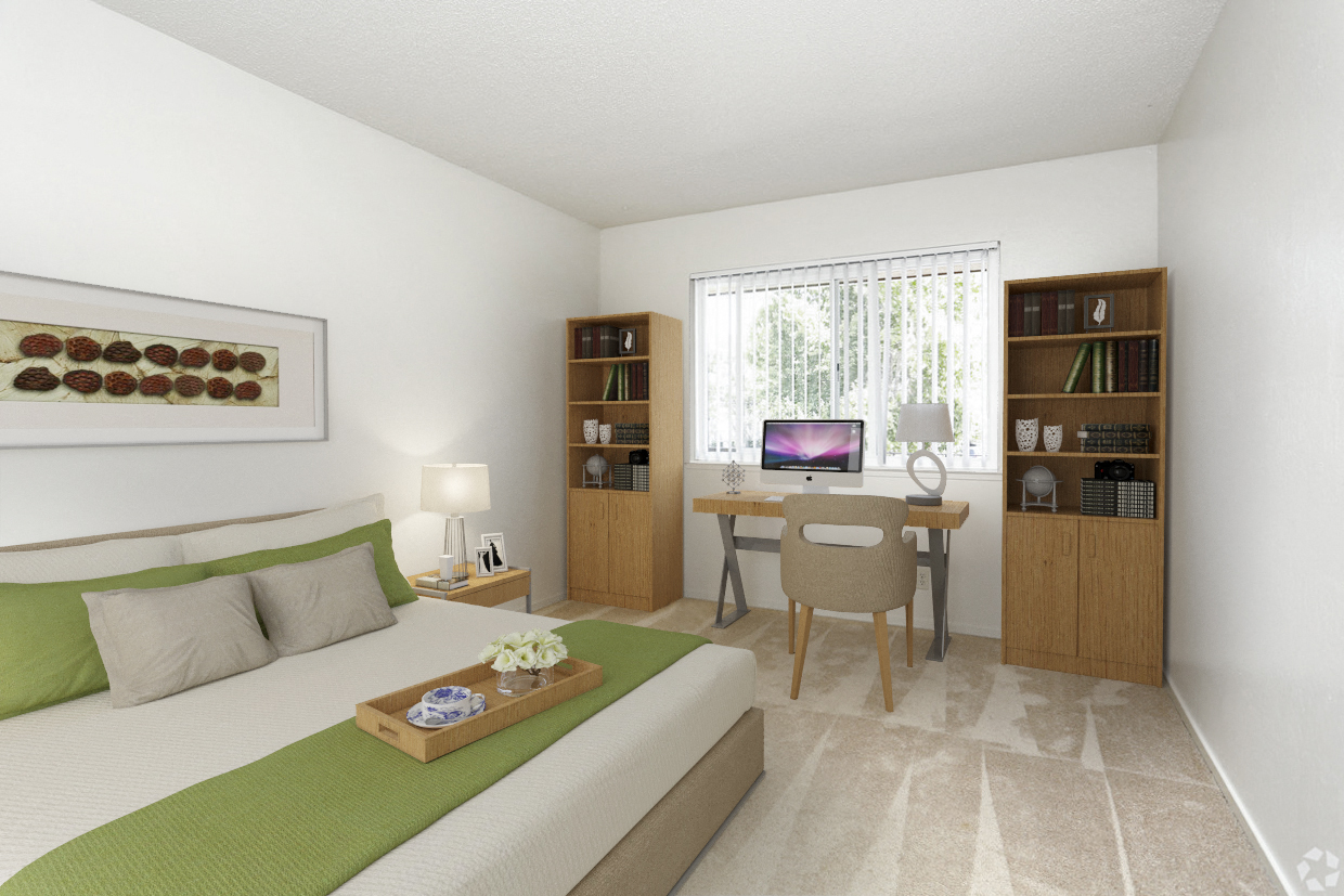 Coronado Apartments photo 2